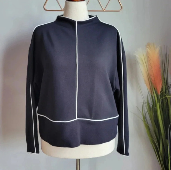 Victor Glemaud x Target, Black Back Zip Cropped Pullover Sweatshirt, Size XL - Picture 12 of 12